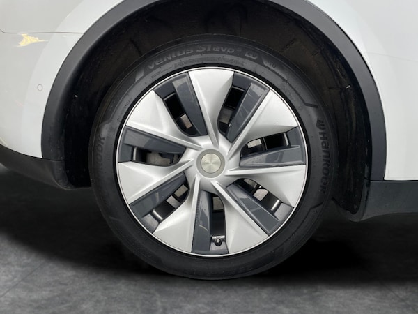 Used Tesla Model Y 2022 for sale - 76285987: Photo 43