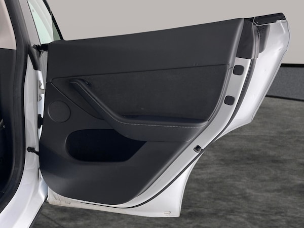 Used Tesla Model Y 2022 for sale - 76285987: Photo 47