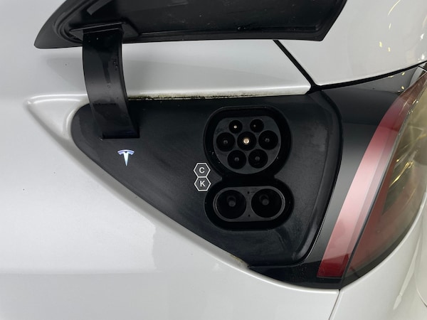 Used Tesla Model Y 2022 for sale - 76285987: Photo 50