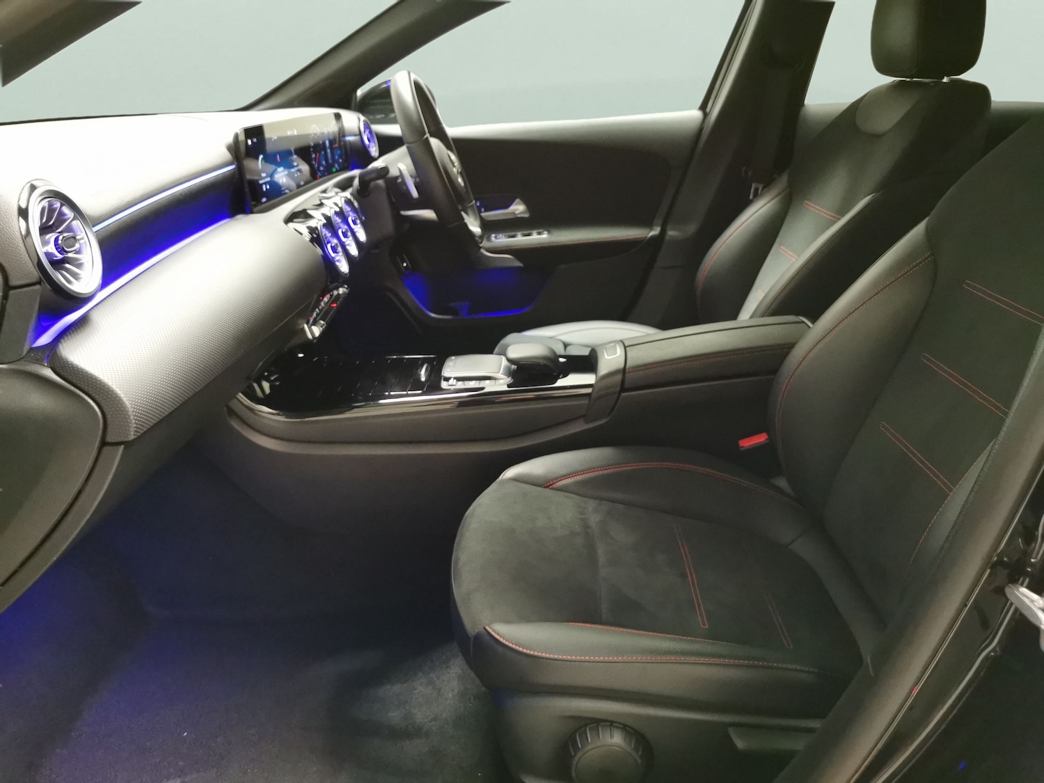 Used Mercedes-Benz A-Class 2022 for sale - 77165023: Photo 4