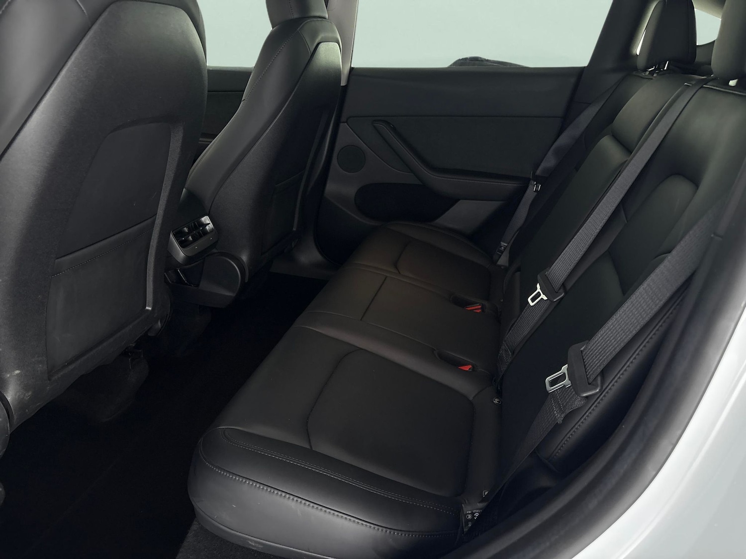 Used Tesla Model Y 2024 for sale - 77965744: Photo 33