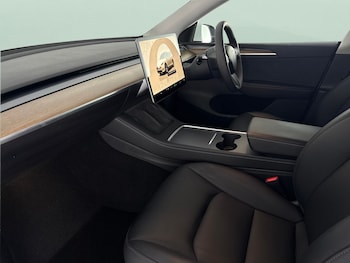 Used Tesla Model Y 2024 for sale - 77965744: Photo