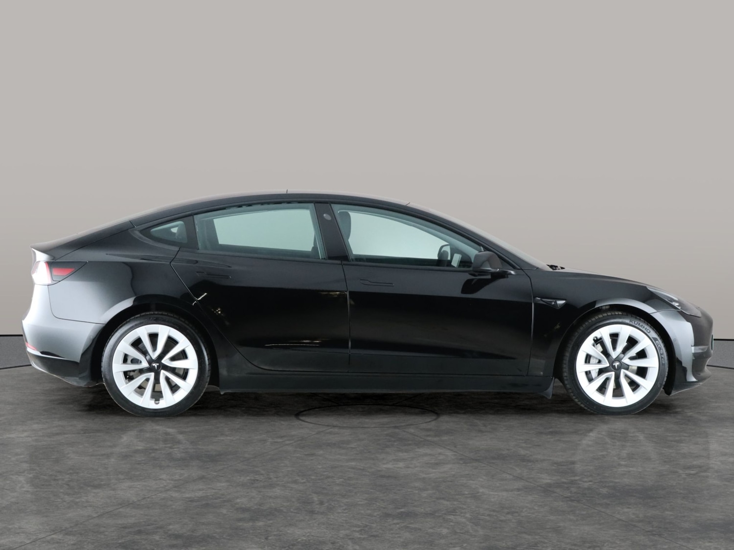Used Tesla Model 3 2021 for sale - 76719812: Photo 11