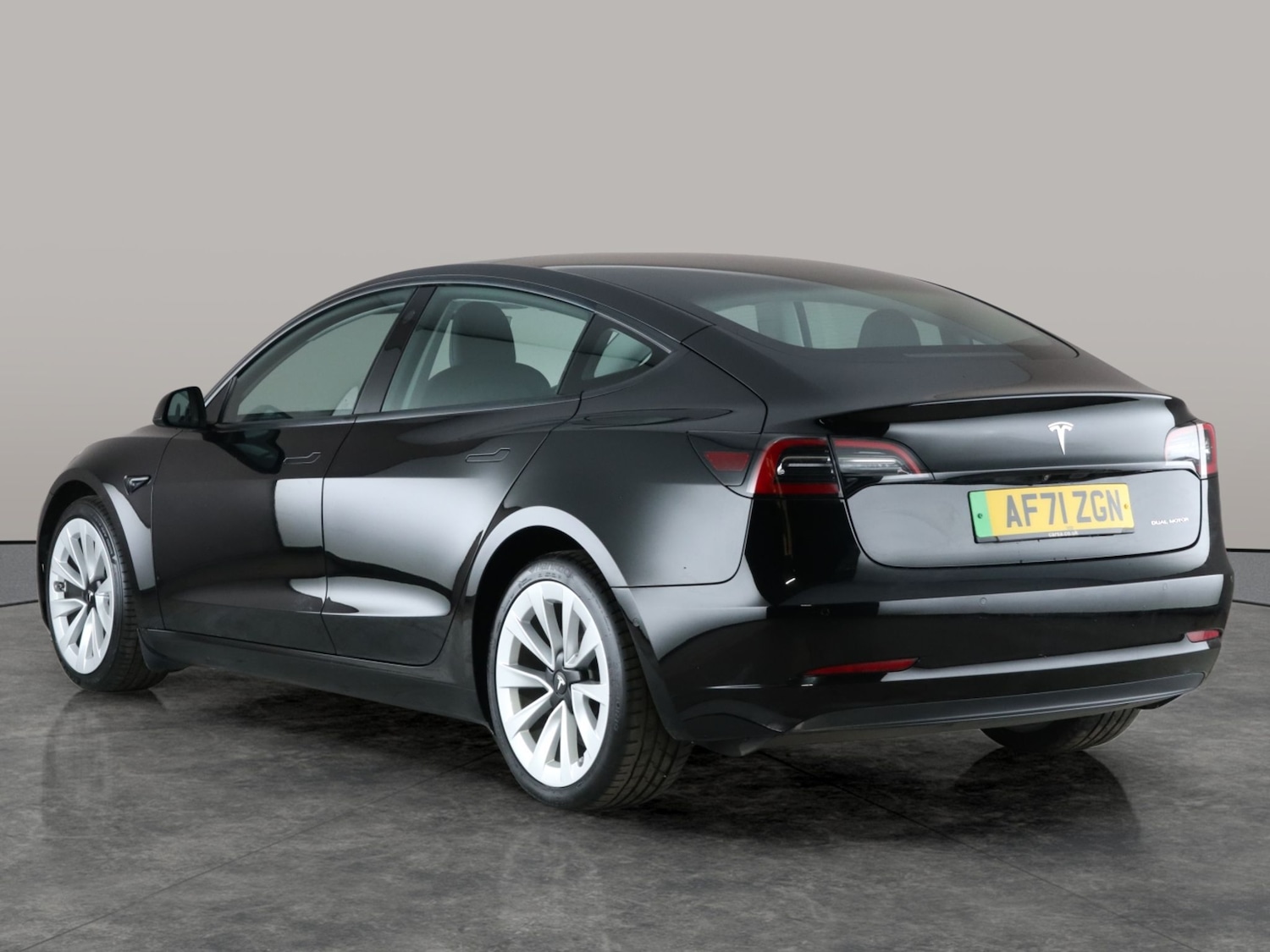 Used Tesla Model 3 2021 for sale - 76719812: Photo 14