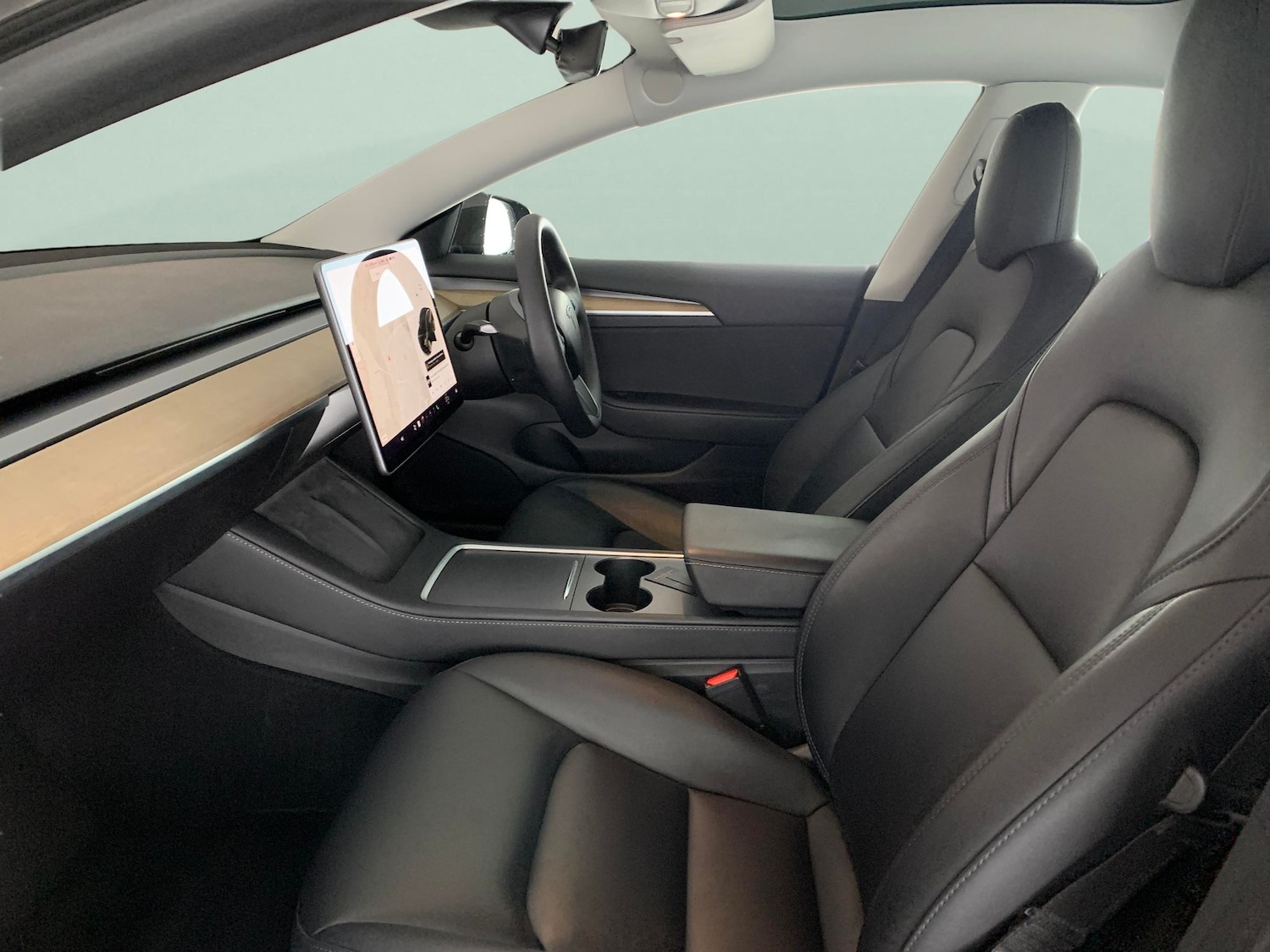 Used Tesla Model 3 2021 for sale - 76719812: Photo 4