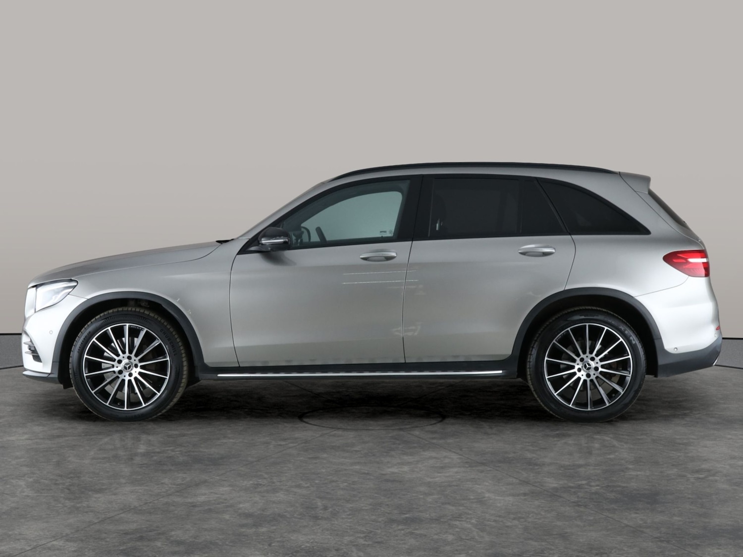 Used Mercedes-Benz GLC 2019 for sale - 76322838: Photo 18