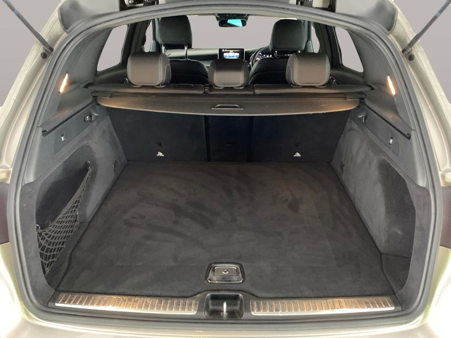 Used Mercedes-Benz GLC 2019 for sale - 76322838: Photo 43