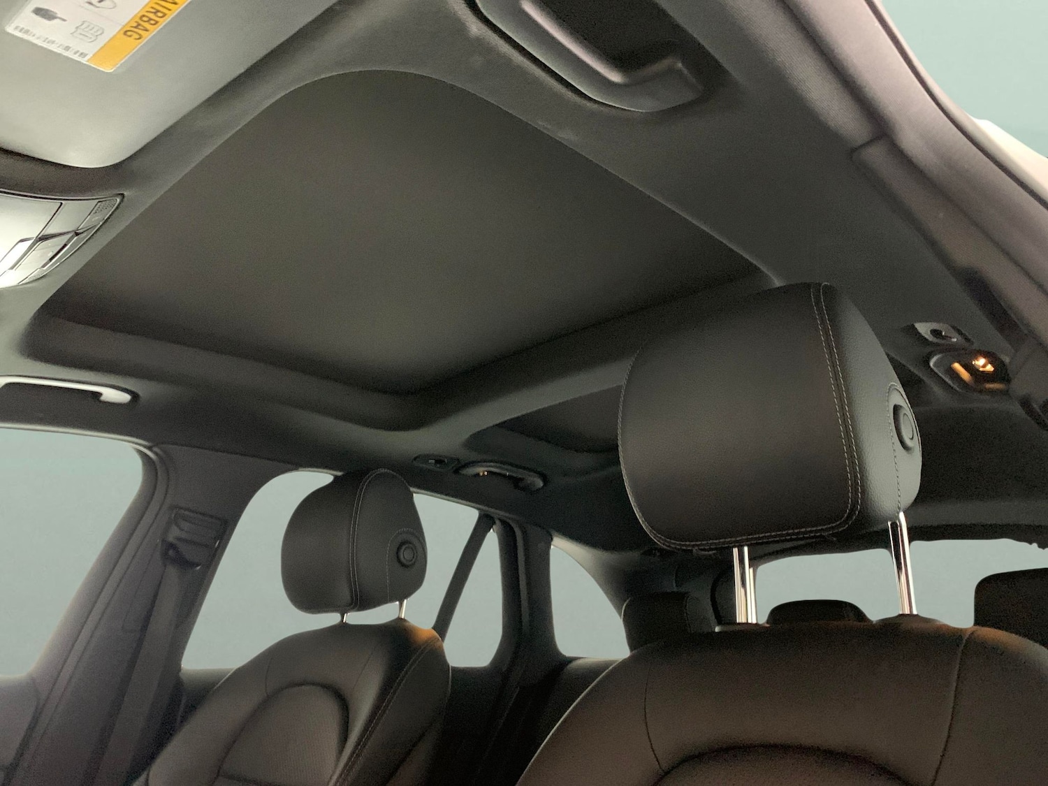 Used Mercedes-Benz GLC 2019 for sale - 76322838: Photo 7