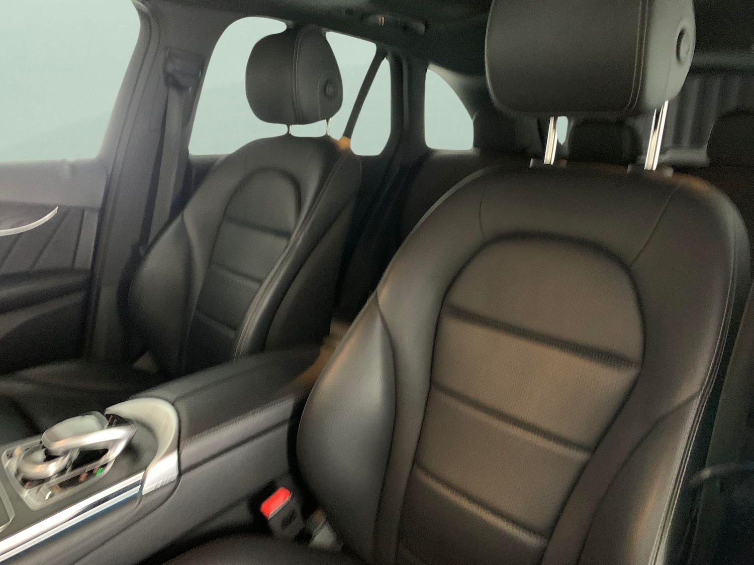 Used Mercedes-Benz GLC 2019 for sale - 76322838: Photo 9