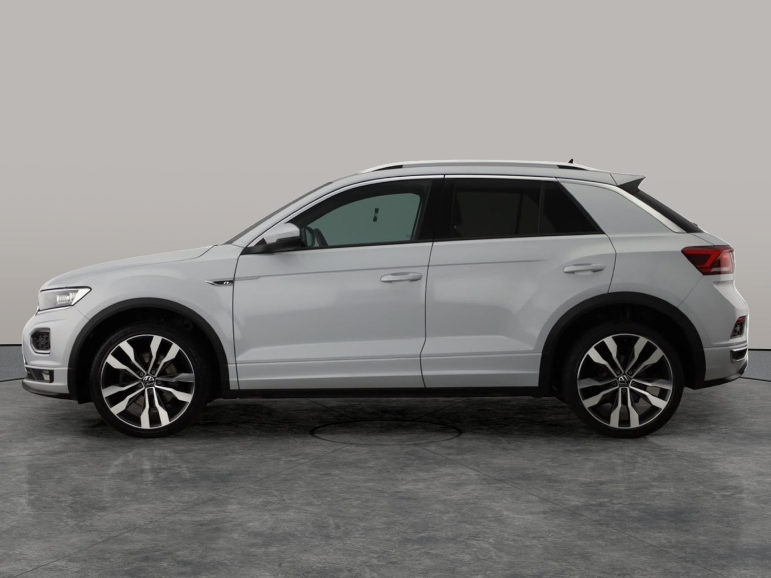 Used Volkswagen T-Roc 2021 for sale - 77100645: Photo 9