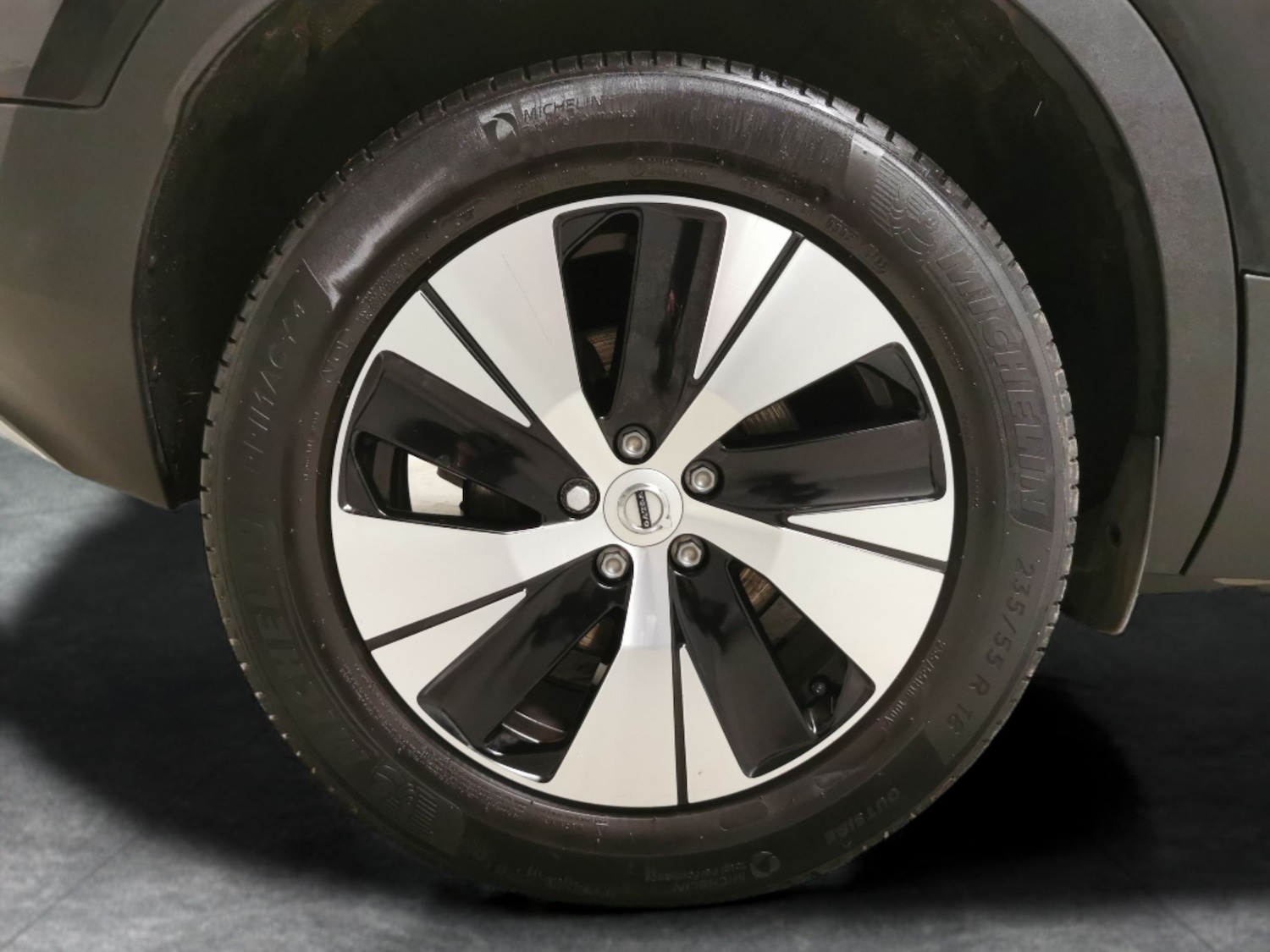 Used Volvo XC40 for sale - 77208008: Photo 23