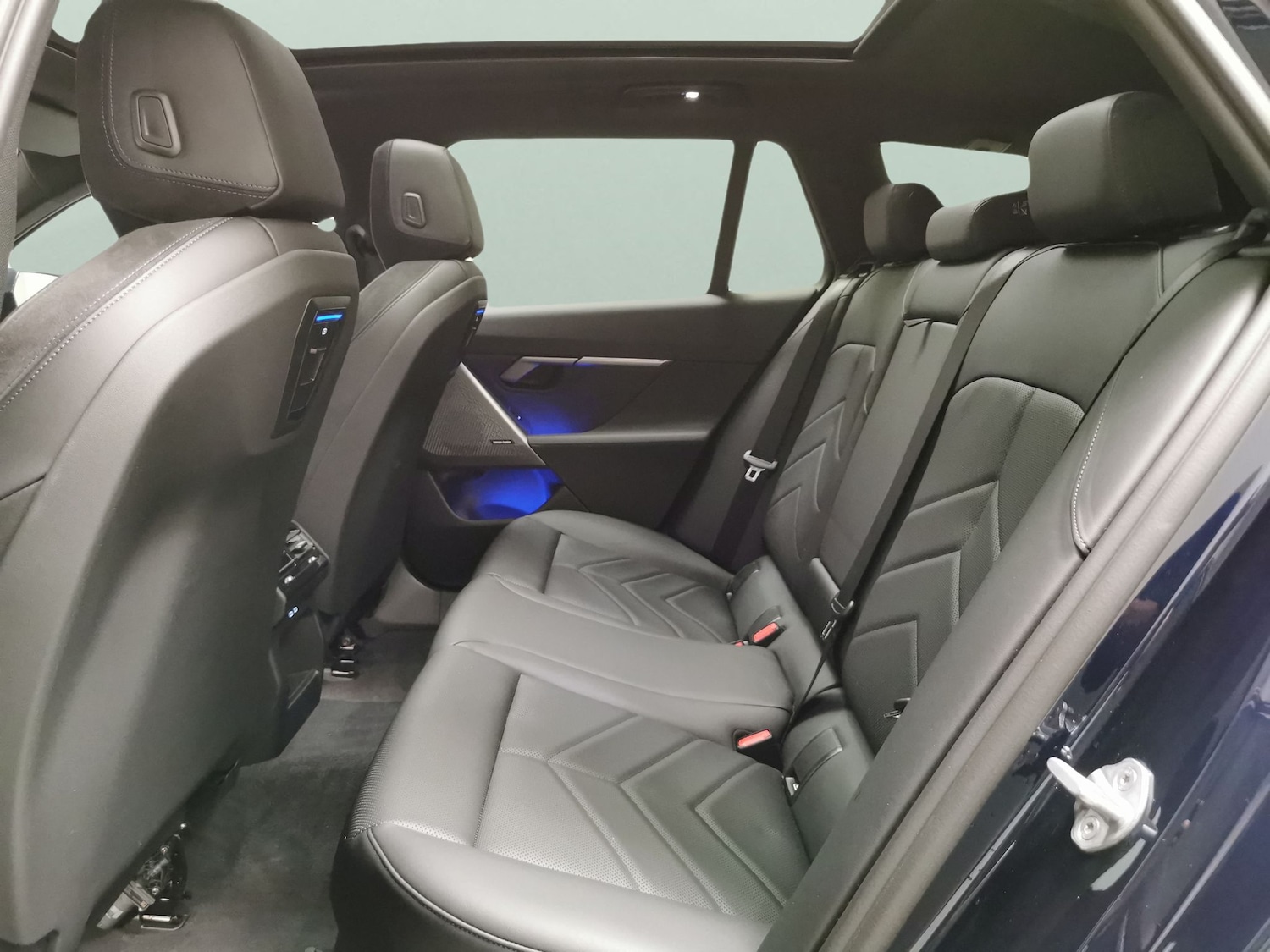 Used BMW i5 2024 for sale - 76390379: Photo 38