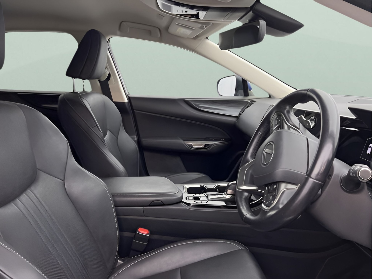 Used Lexus NX 2022 for sale - 76640858: Photo 30