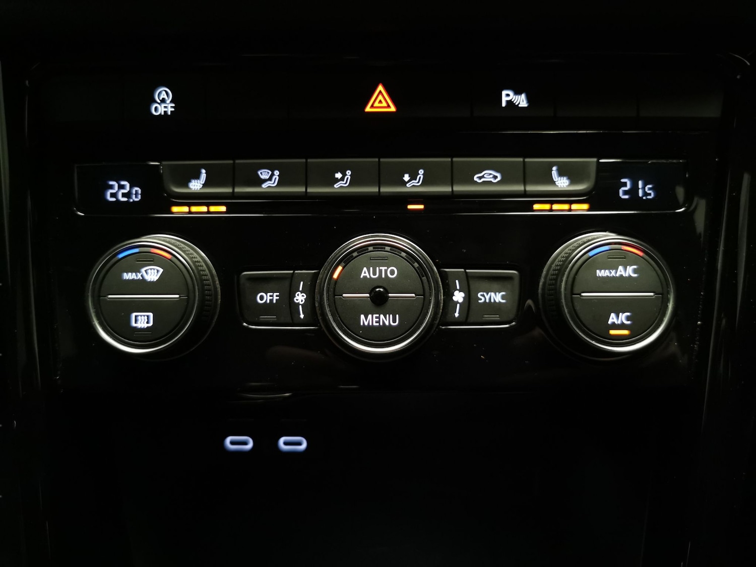 Used Volkswagen T-Roc 2022 for sale - 78197802: Photo 18