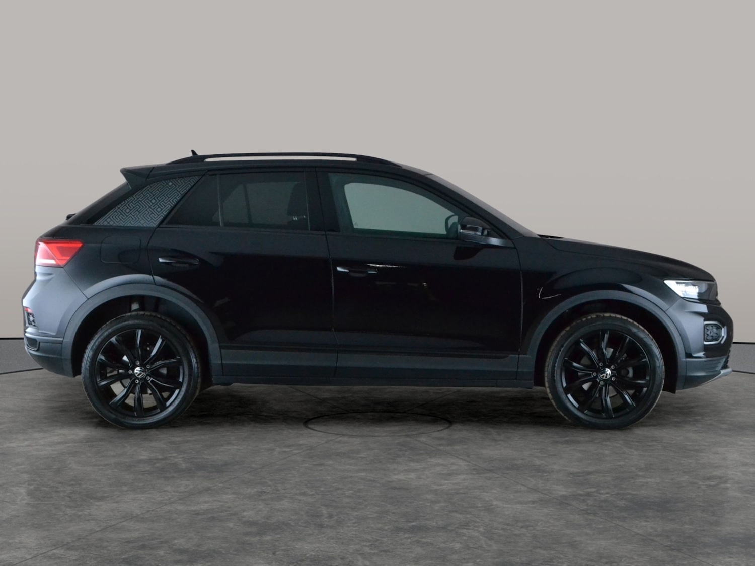 Used Volkswagen T-Roc 2022 for sale - 78197802: Photo 8