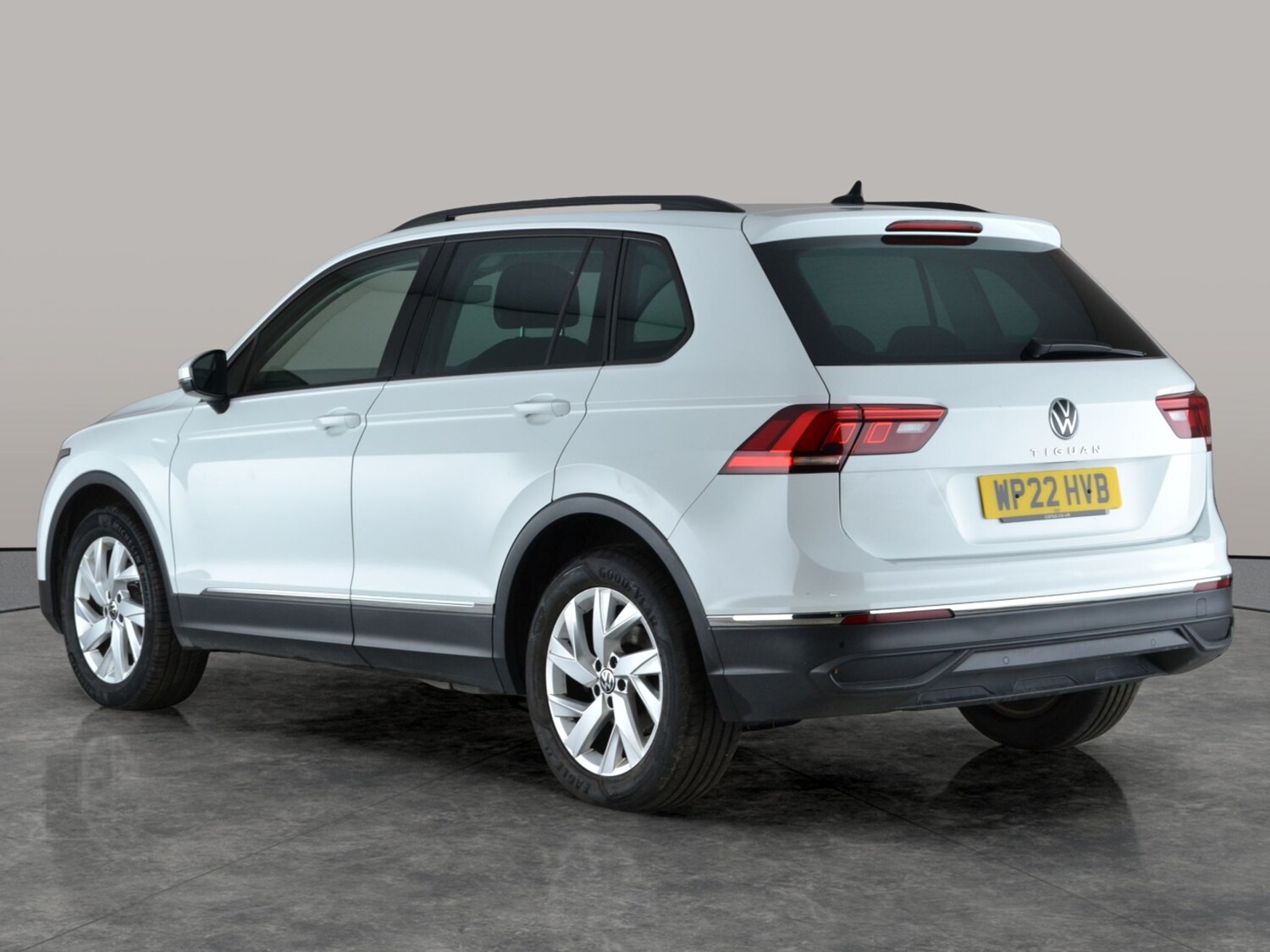 Used Volkswagen Tiguan for sale - 77485181: Photo 12