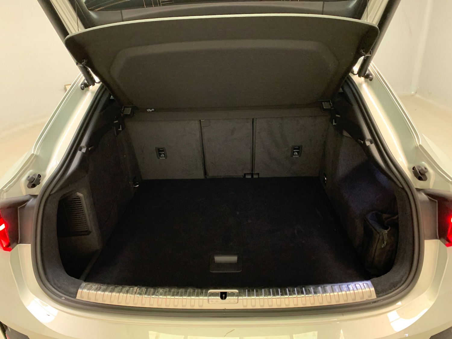 Vehicle 43