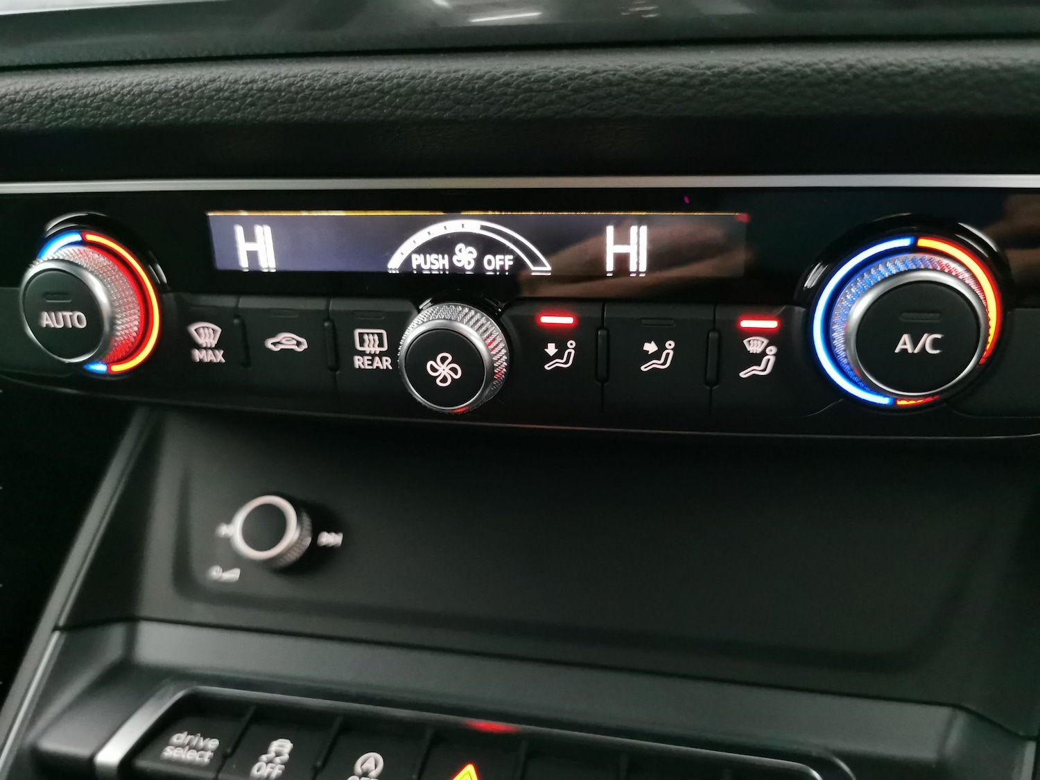 Used Audi Q3 2024 for sale - 77760335: Photo 21