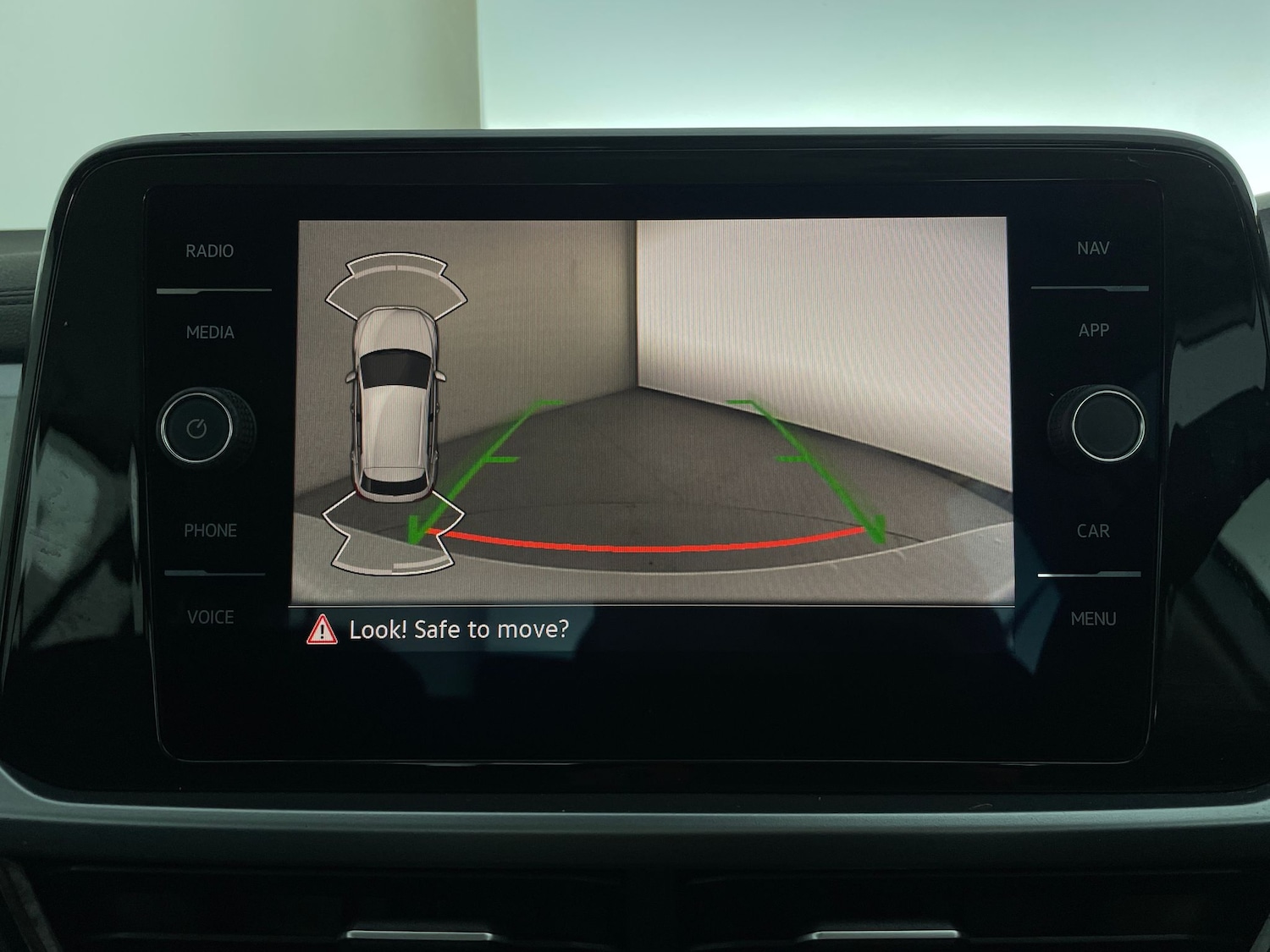 Used Volkswagen T-Roc 2023 for sale - 77605007: Photo 17