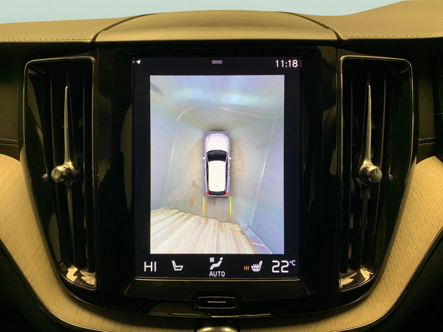 Used Volvo XC60 2019 for sale - 76707055: Photo 7