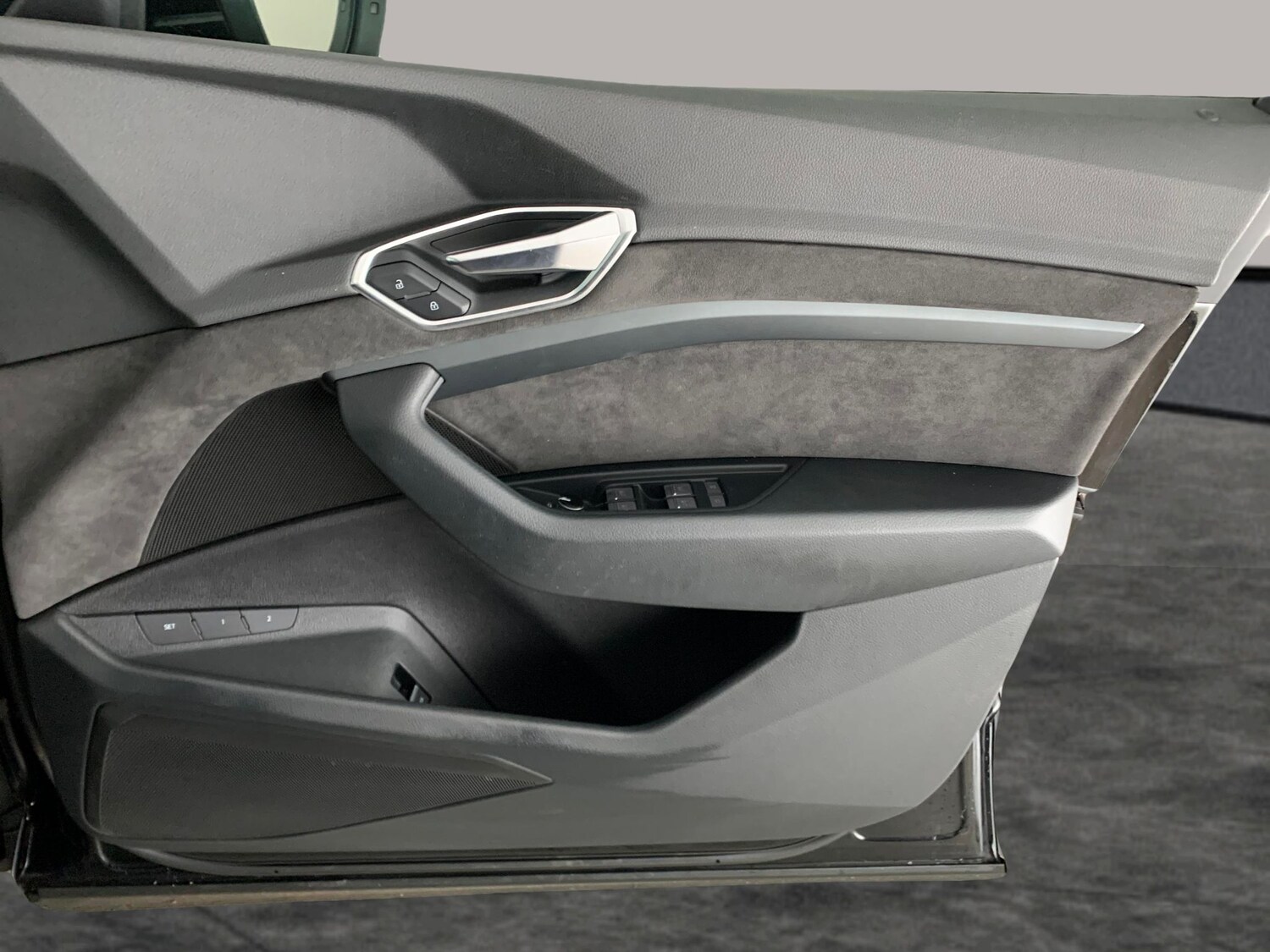 Used Audi e-tron 2020 for sale - 77743278: Photo 32