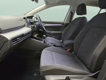 Used Volkswagen Golf 2021 for sale - 75844933: Photo