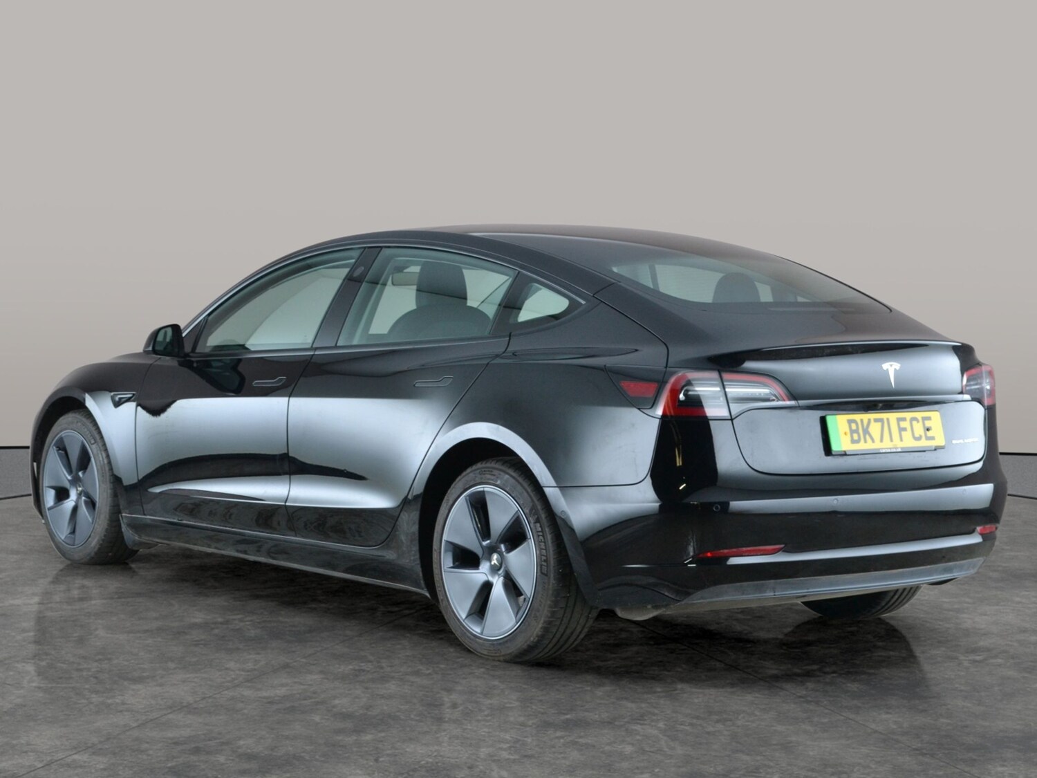 Used Tesla Model 3 2021 for sale - 77448006: Photo 13