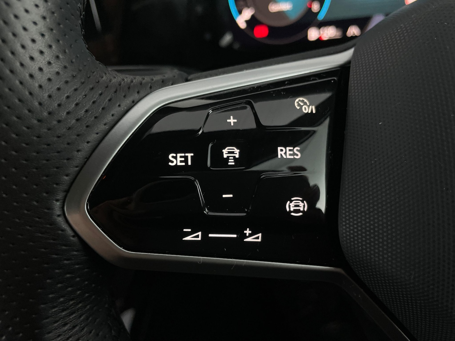 Used Volkswagen Golf 2024 for sale - 76980571: Photo 22