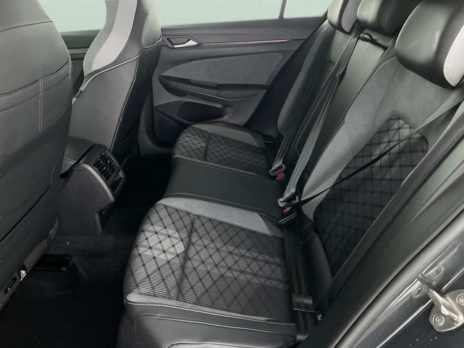 Used Volkswagen Golf 2024 for sale - 76980571: Photo 30