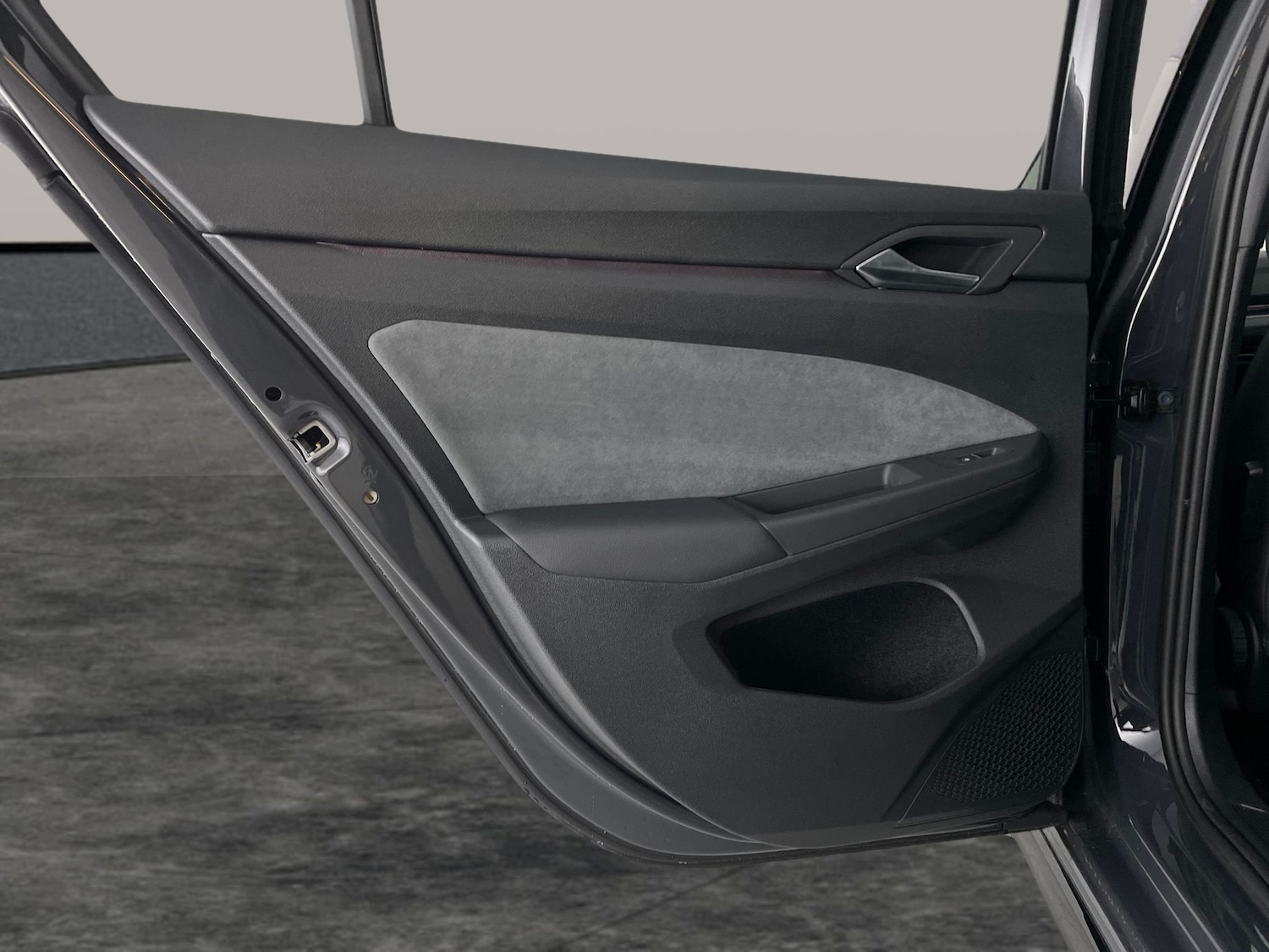 Used Volkswagen Golf 2024 for sale - 76980571: Photo 32