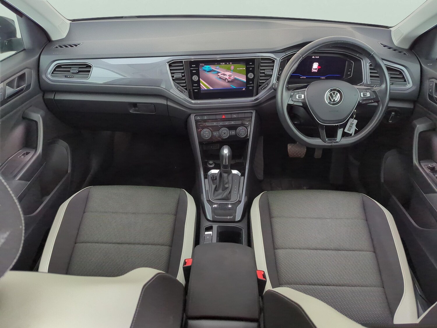 Used Volkswagen T-Roc 2021 for sale - 78149456: Photo 6