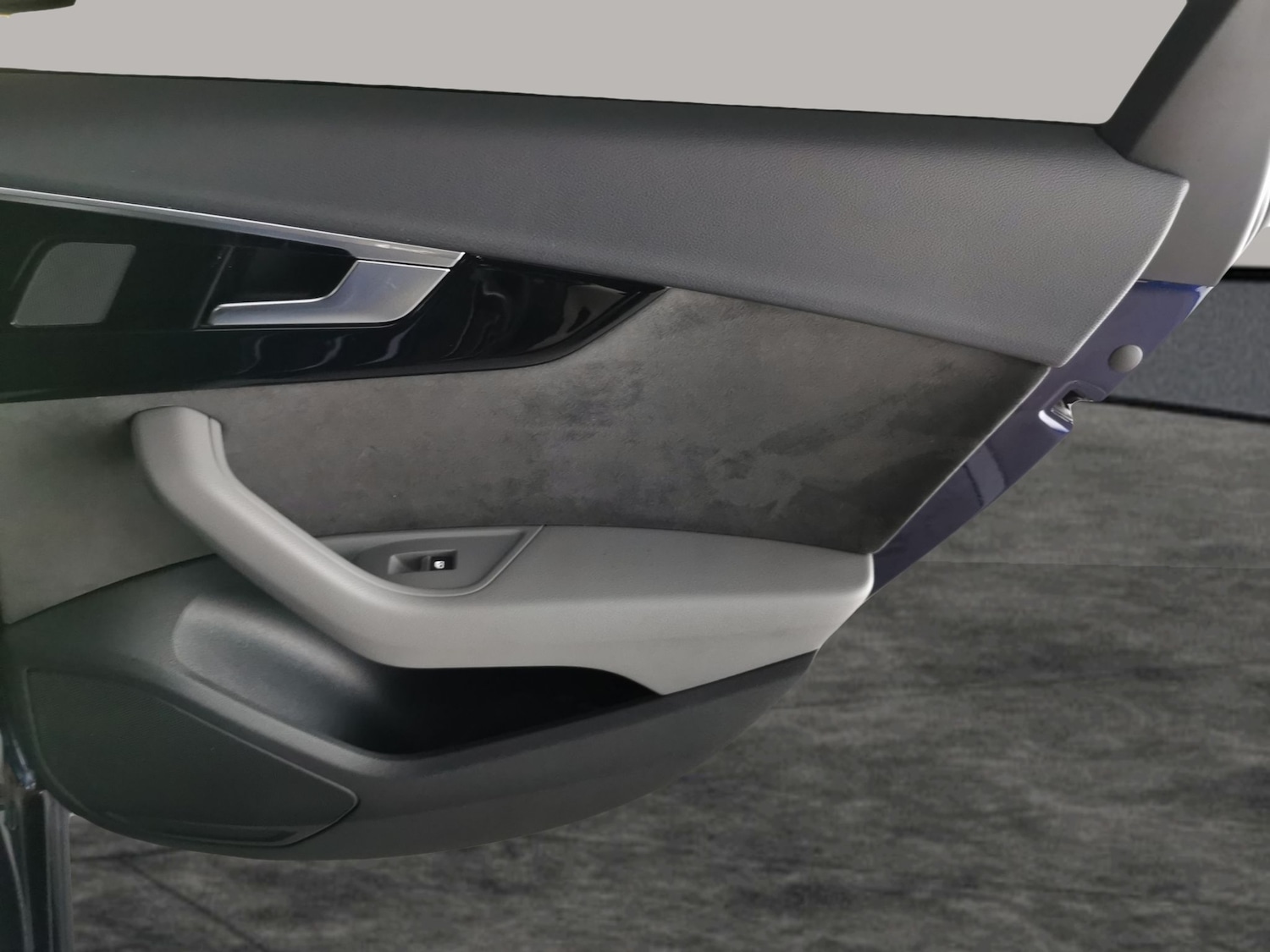 Used Audi A4 2021 for sale - 76491987: Photo 32