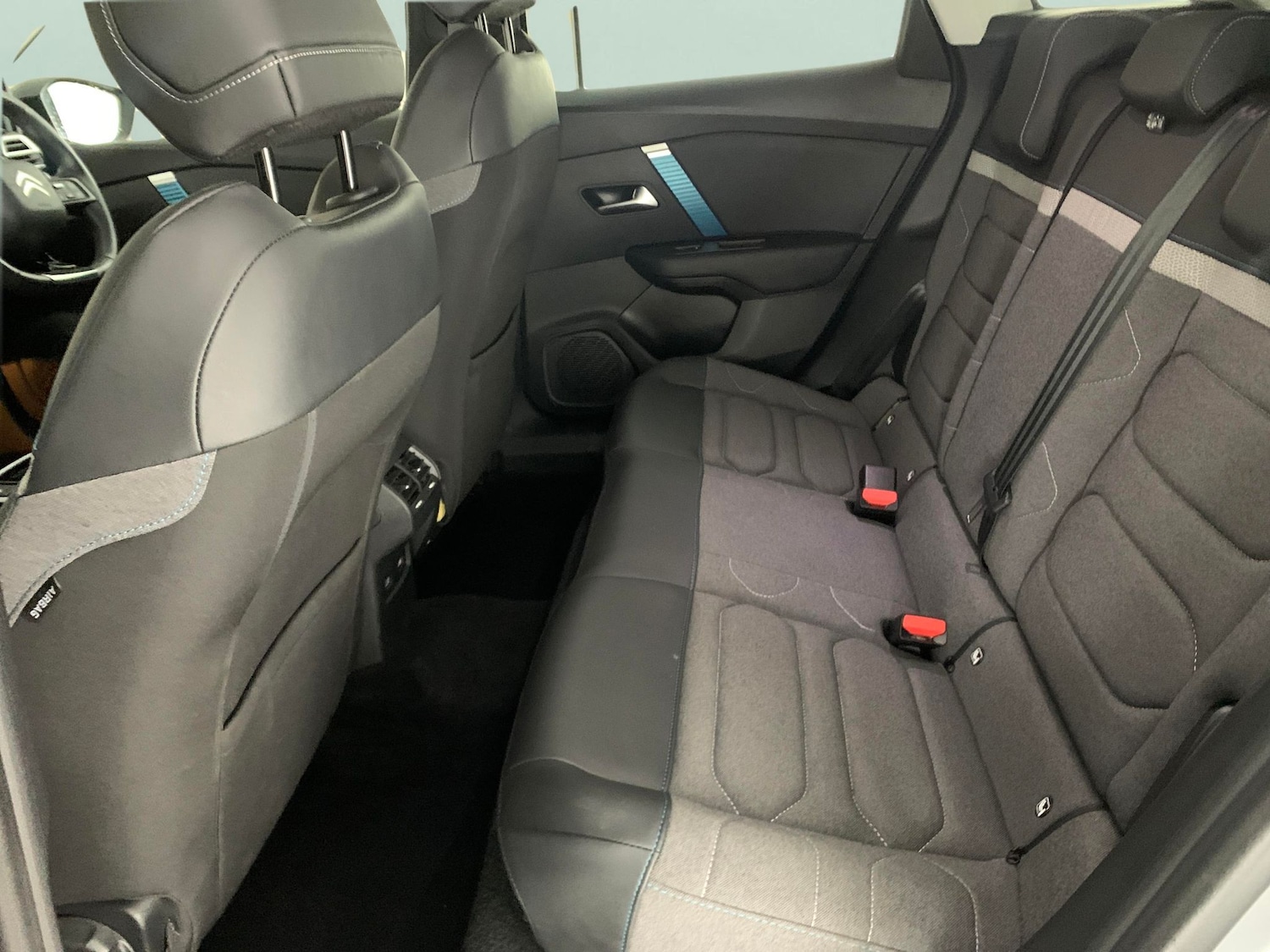 Used Citroen e-C4 for sale - 76731989: Photo 24