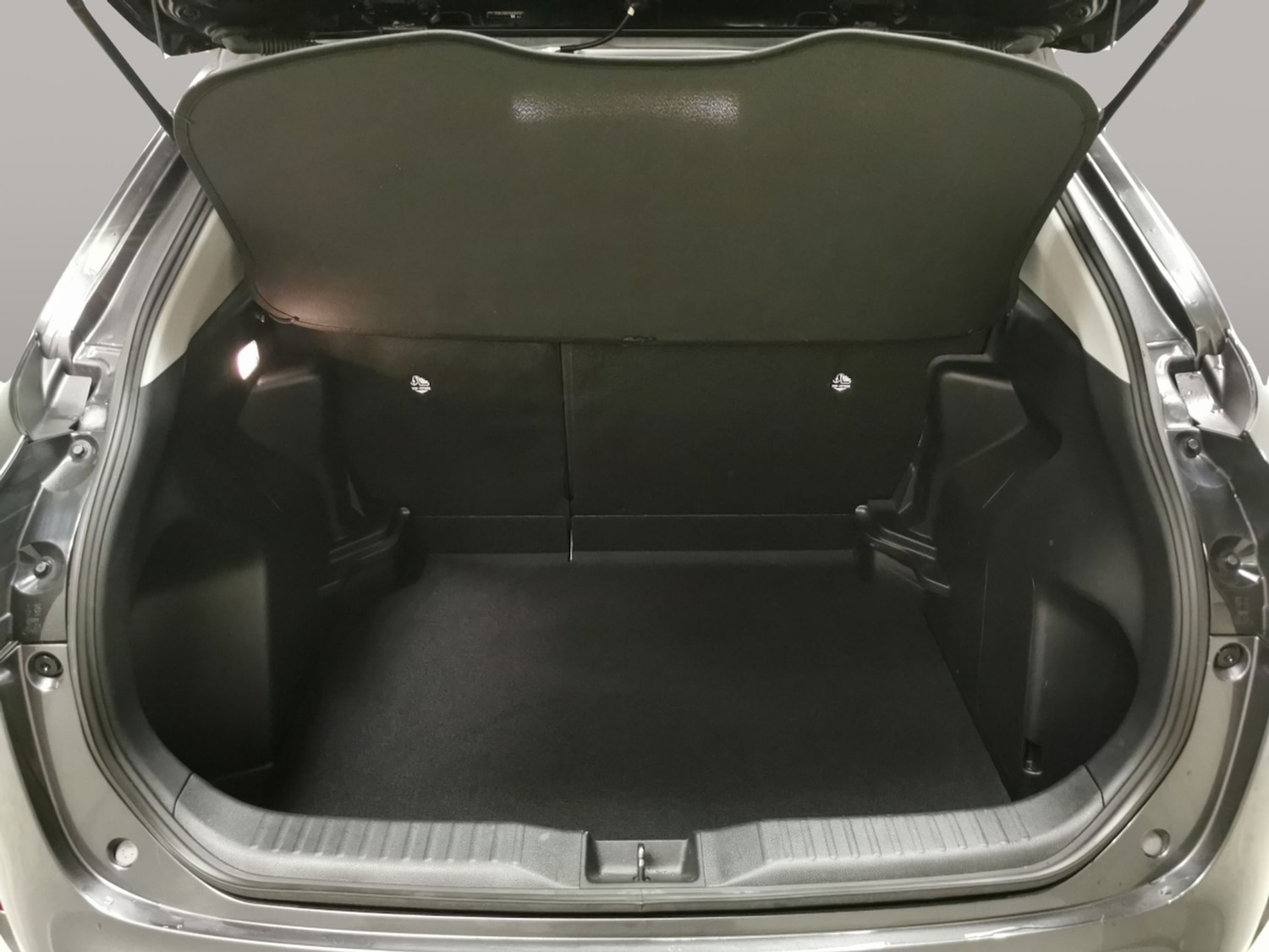 Used Toyota Yaris Cross 2023 for sale - 77316560: Photo 29