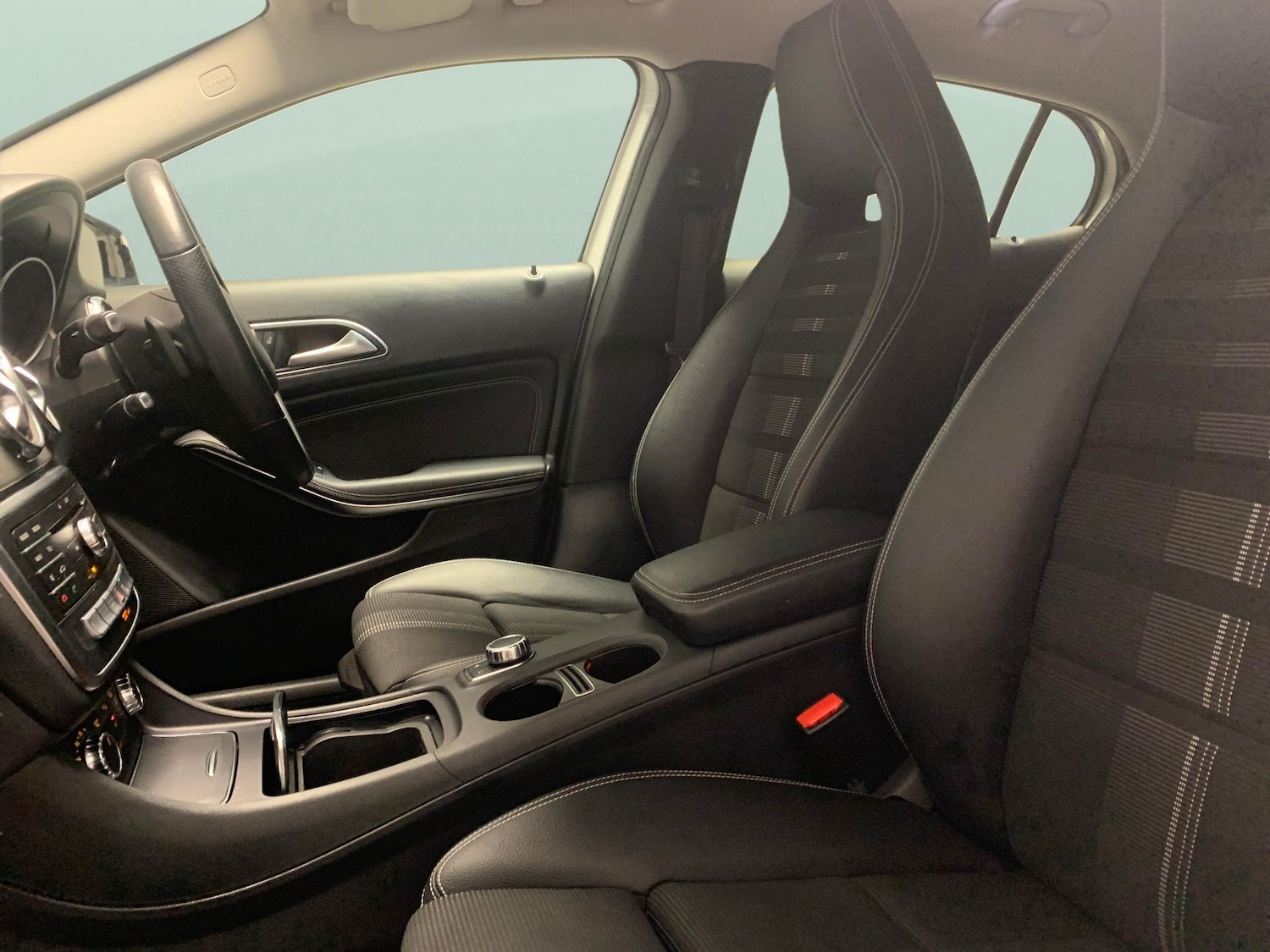 Used Mercedes-Benz GLA 2019 for sale - 77545616: Photo 4