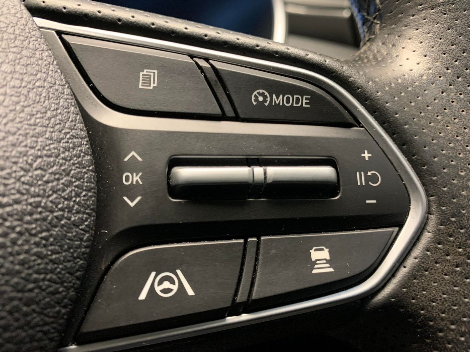 Used Hyundai Santa Fe 2022 for sale - 77234350: Photo 25