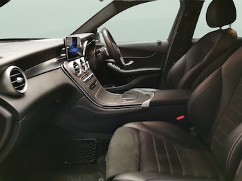 Used Mercedes-Benz GLC 2020 for sale - 75528277: Photo
