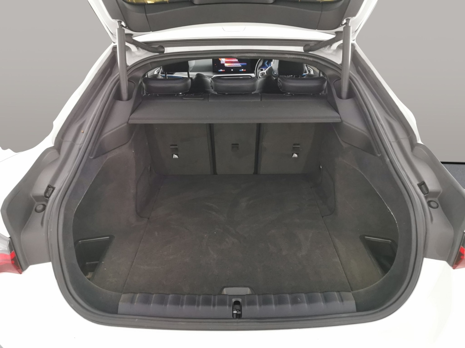 Used BMW i4 2022 for sale - 77025762: Photo 30