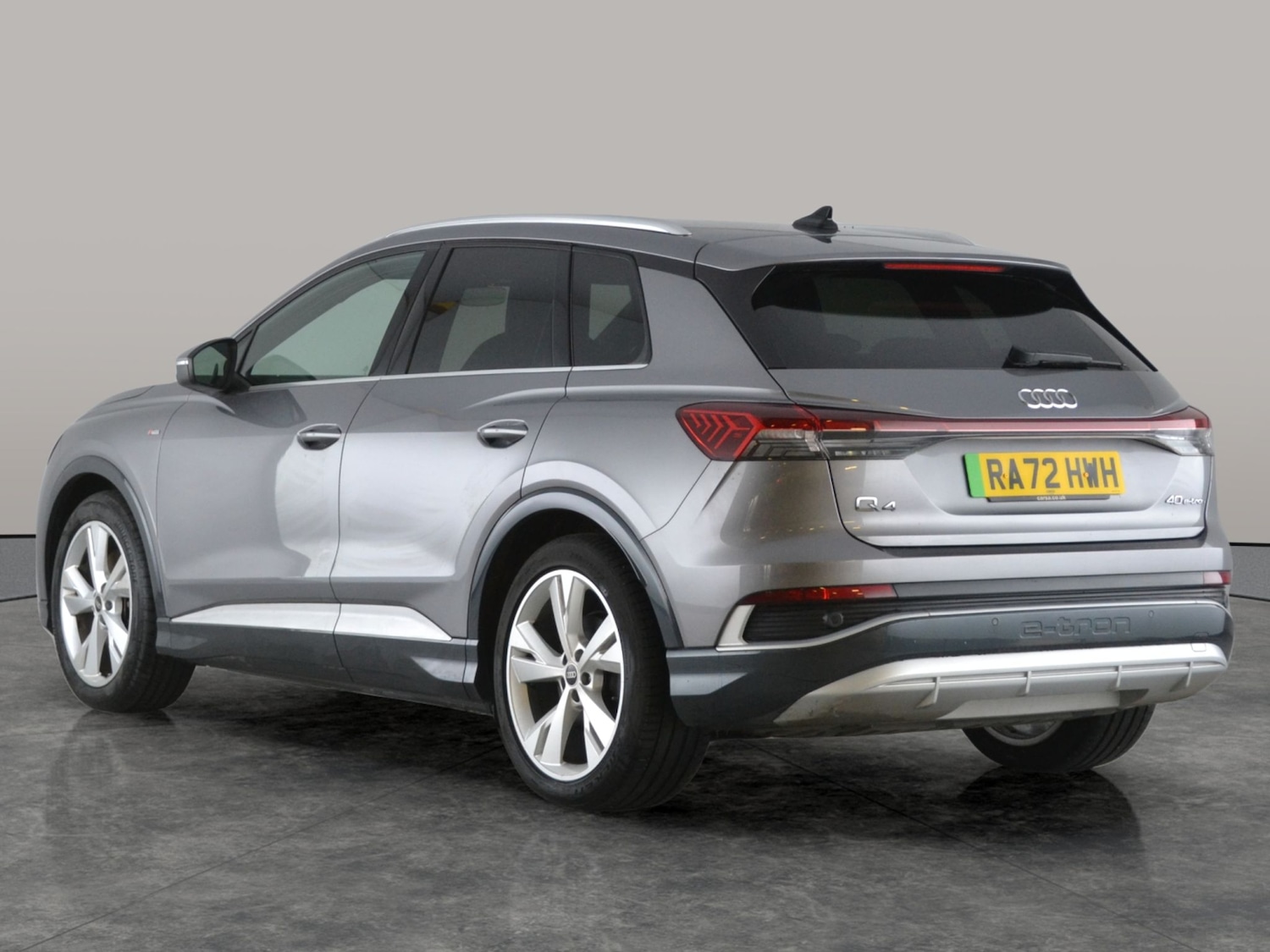 Used Audi Q4 e-tron 2023 for sale - 78133978: Photo 7