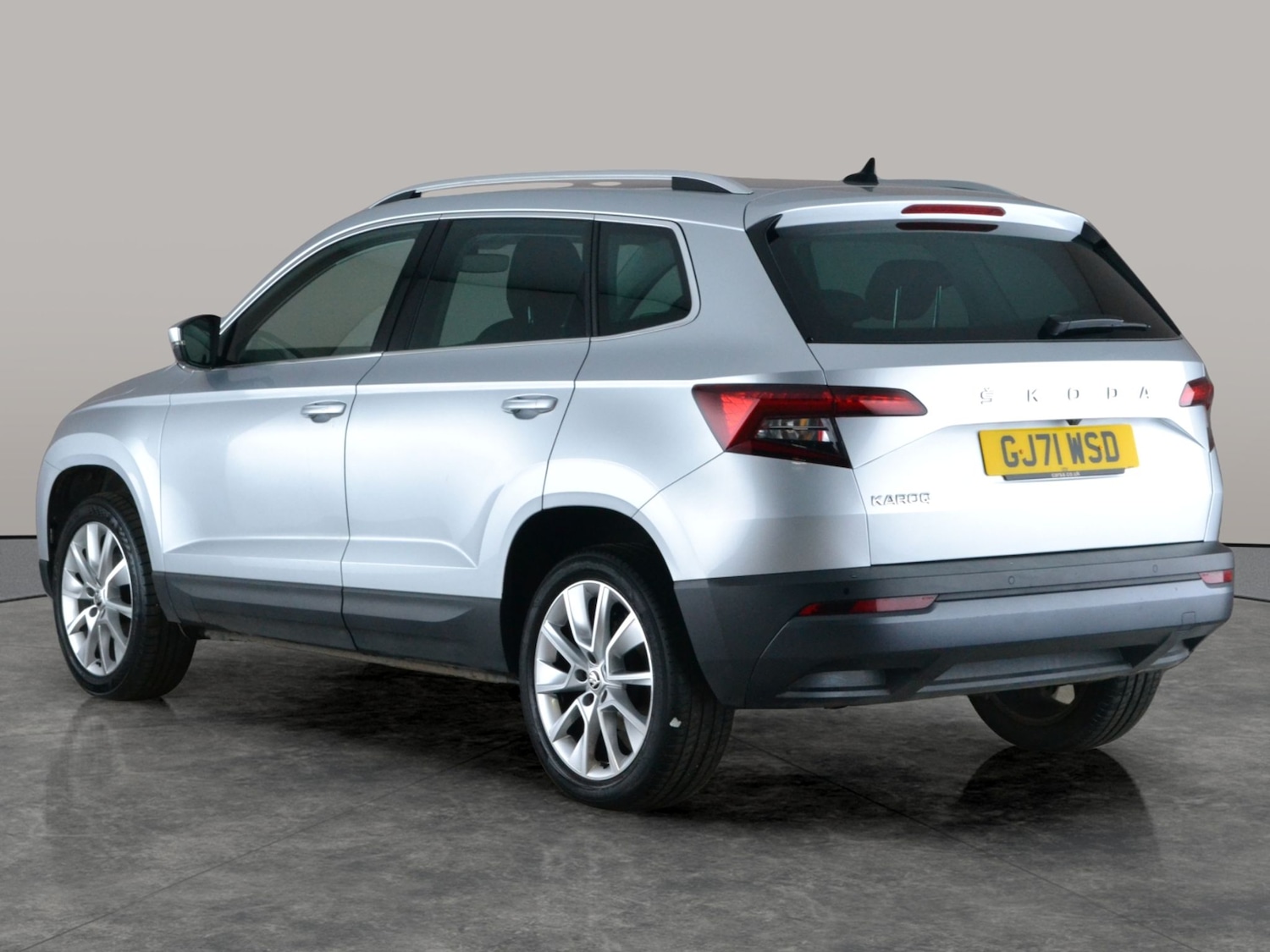 Used Skoda Karoq 2021 for sale - 77981303: Photo 13