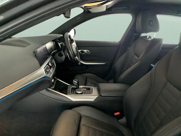Used BMW 3 Series 2021 for sale - 76248940: Photo 9