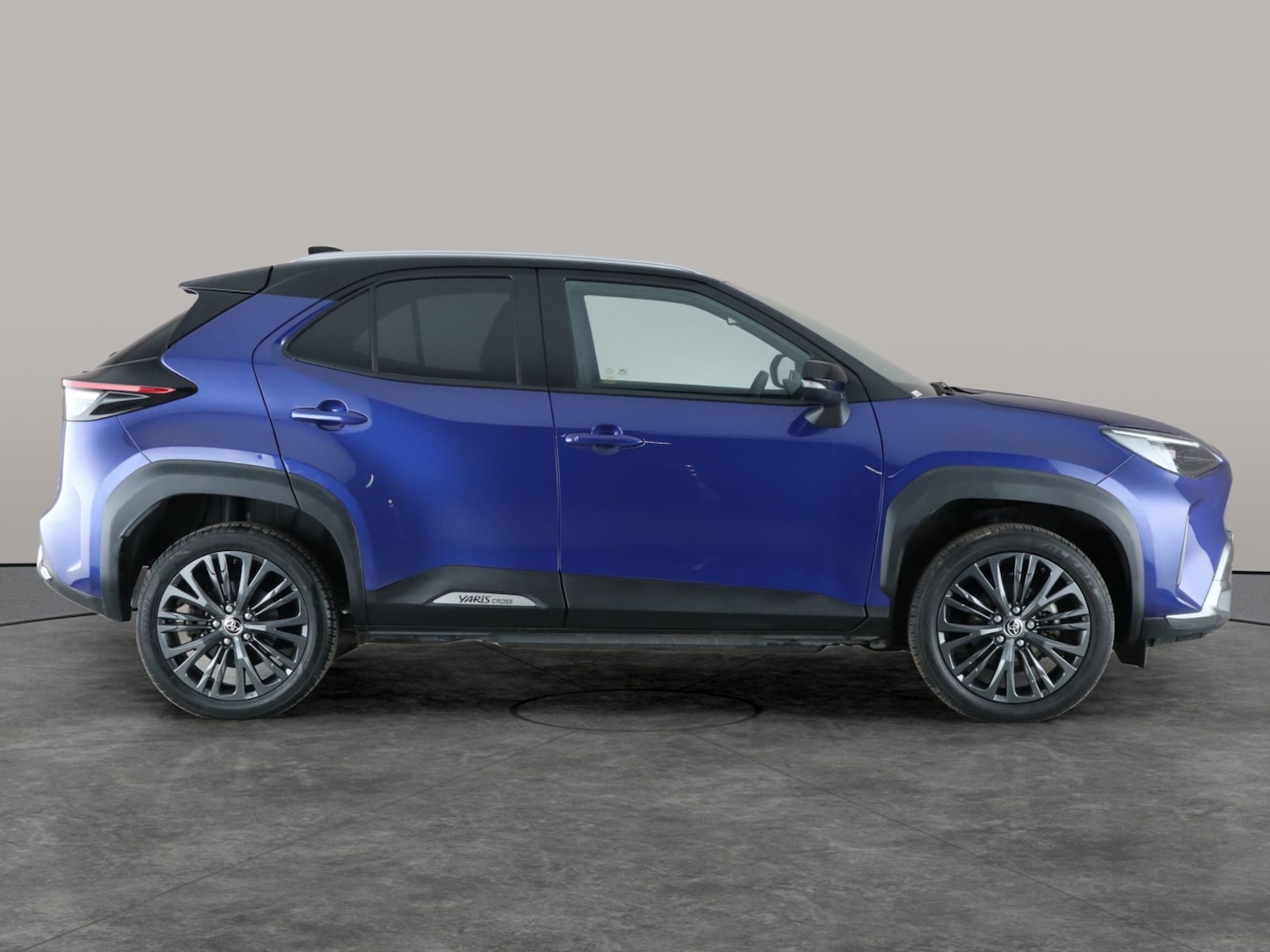 Used Toyota Yaris Cross for sale - 76725389: Photo 9