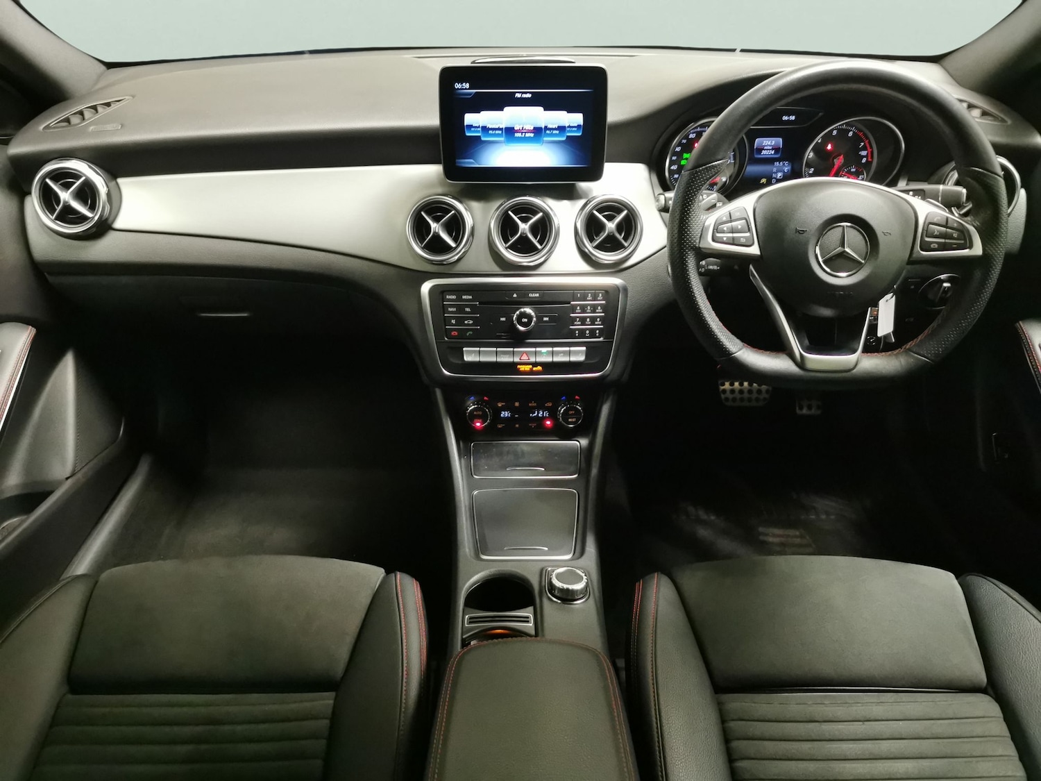 Used Mercedes-Benz GLA 2019 for sale - 76413087: Photo 9