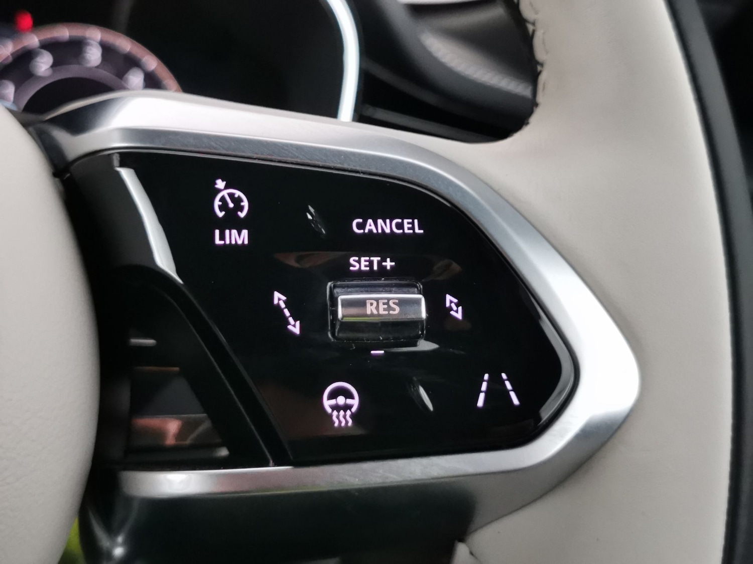 Used Jaguar F-Pace 2024 for sale - 78207288: Photo 26