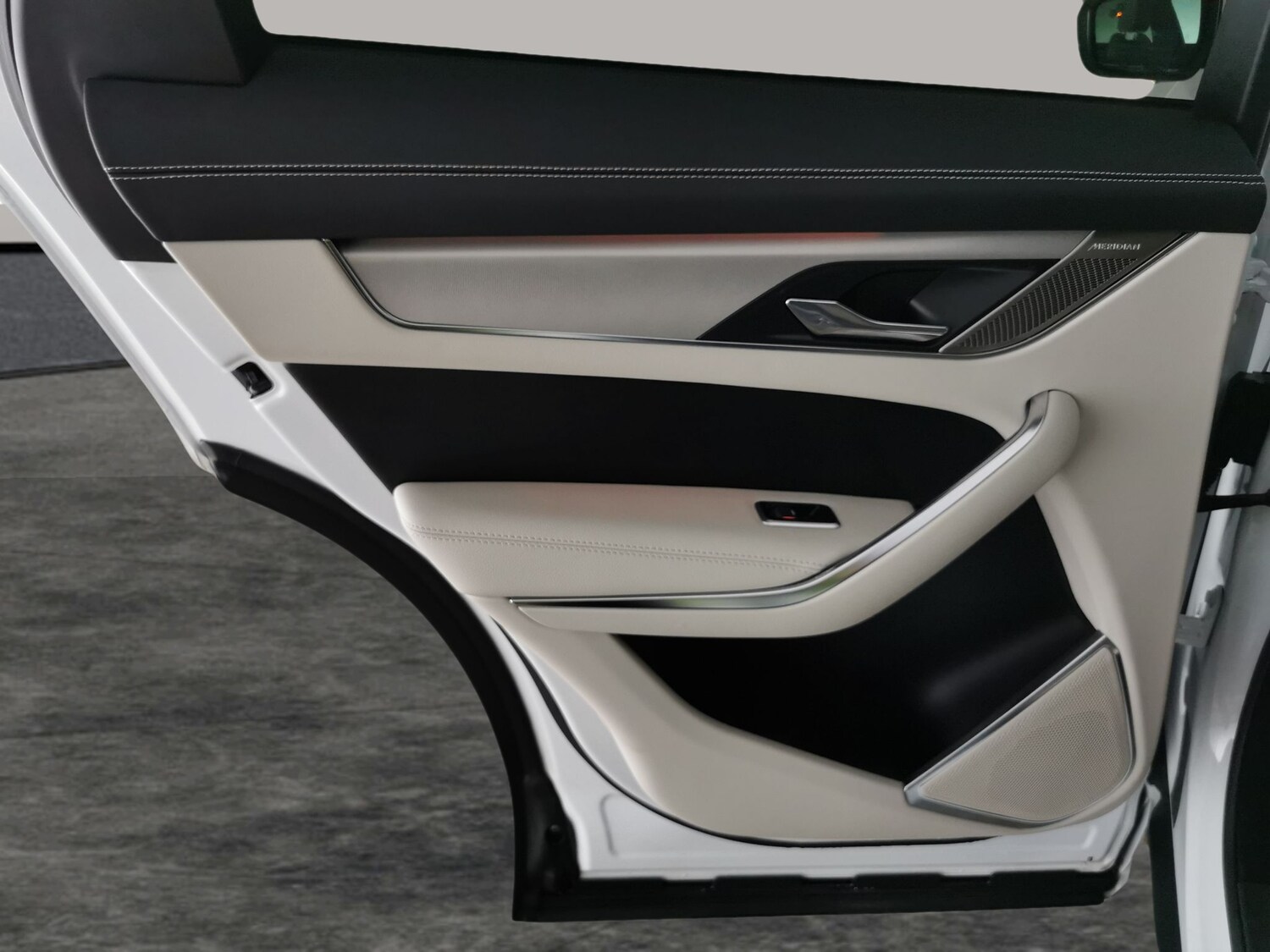 Used Jaguar F-Pace 2024 for sale - 78207288: Photo 34