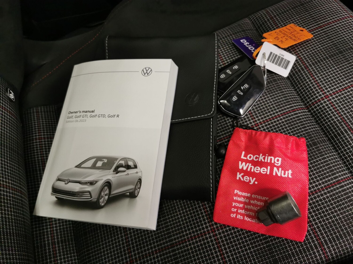 Used Volkswagen Golf 2024 for sale - 77648502: Photo 30