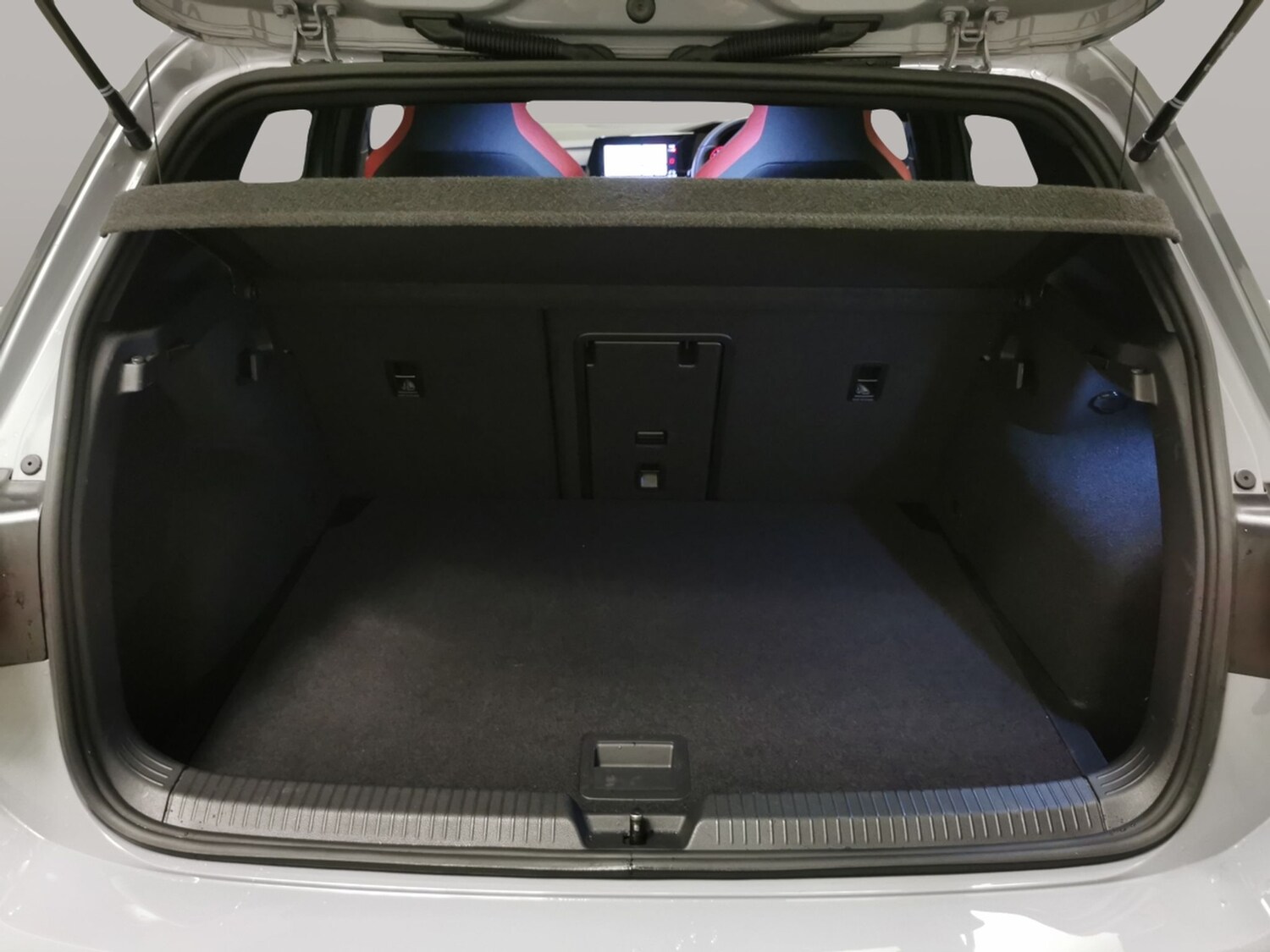 Used Volkswagen Golf 2024 for sale - 77648502: Photo 32