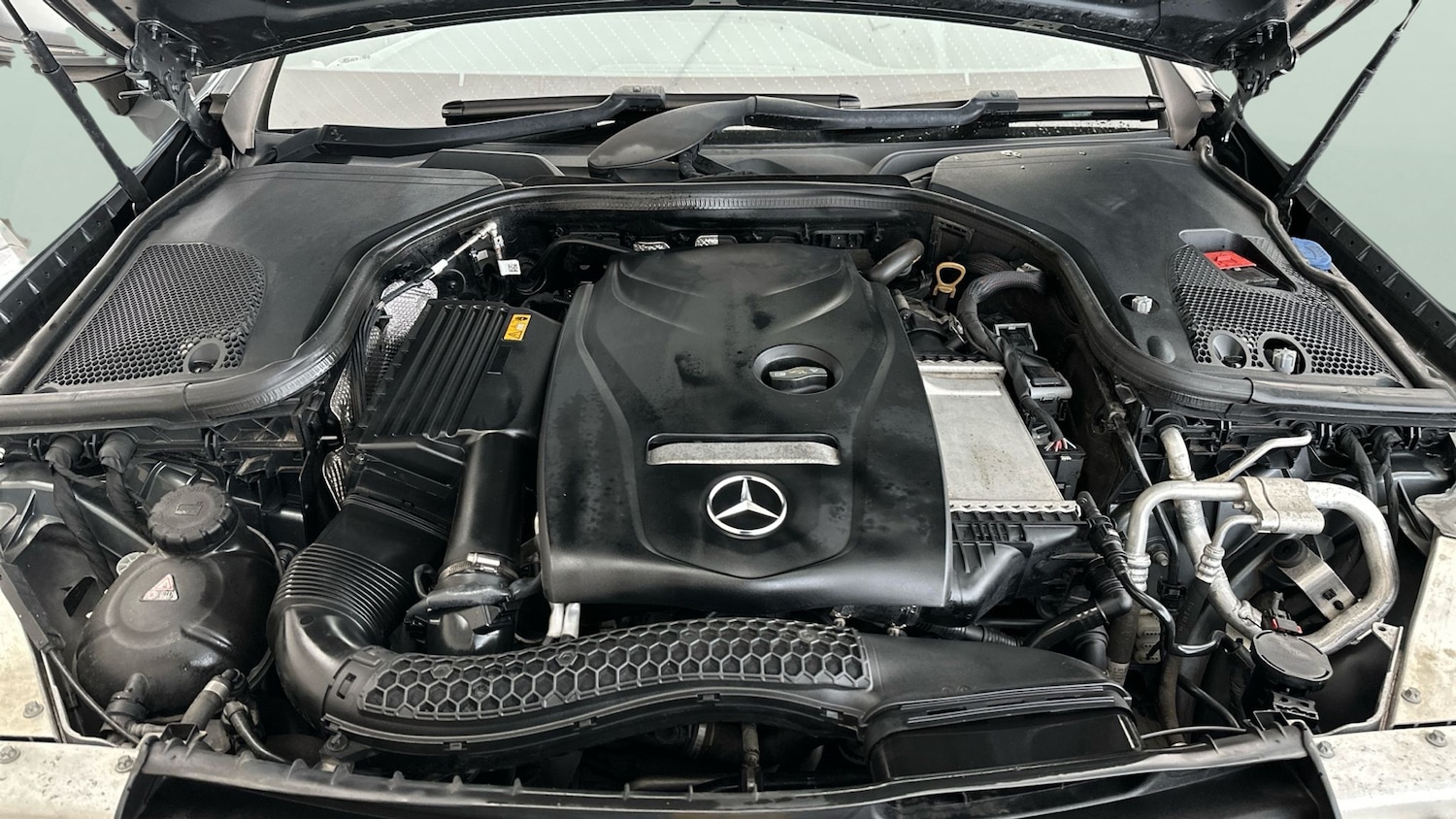 Used Mercedes-Benz E Class 2018 for sale - 77060887: Photo 19