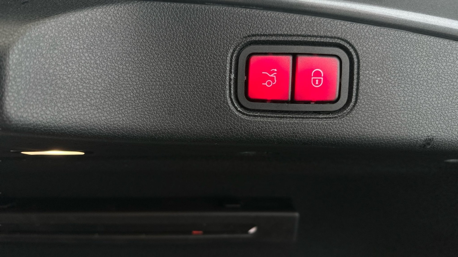 Used Mercedes-Benz E Class 2018 for sale - 77060887: Photo 29