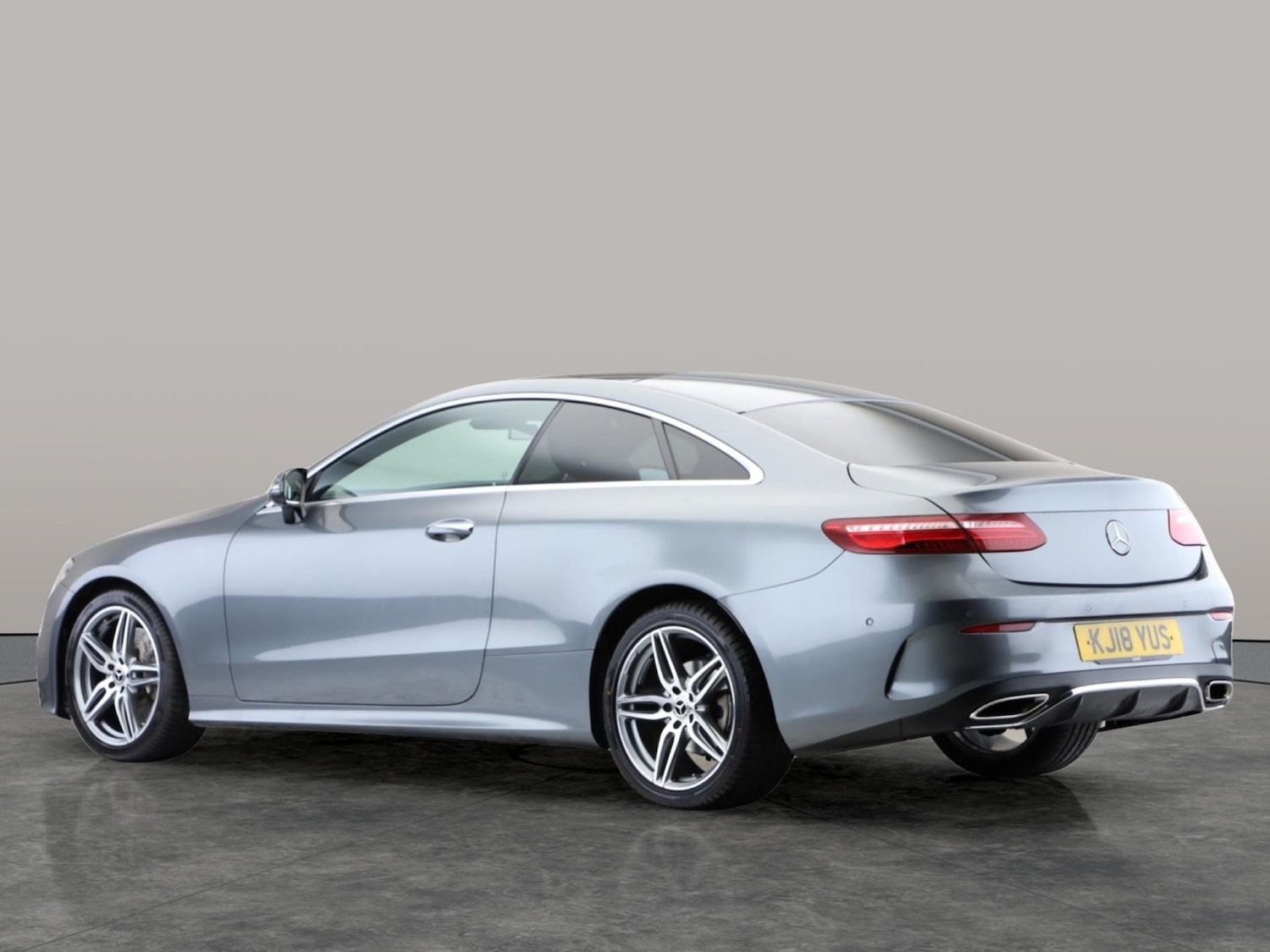 Used Mercedes-Benz E Class 2018 for sale - 77060887: Photo 8